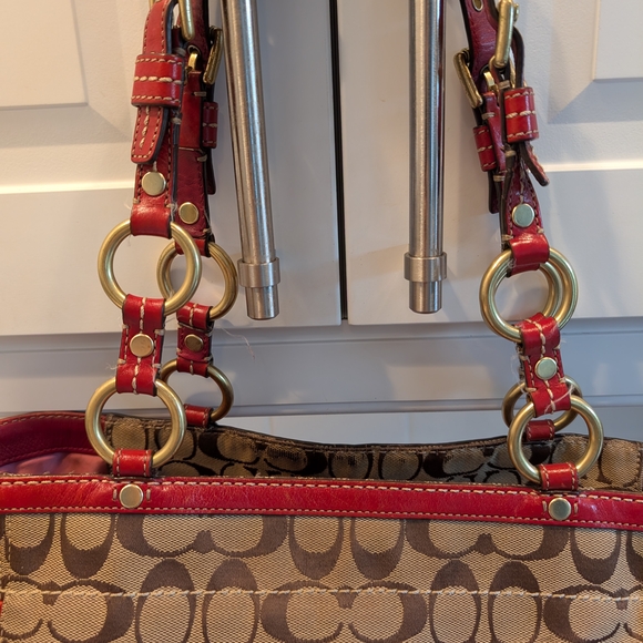 VINTAGE Coach Brown and Red Shoulder Bag with Signature Monogram - Picture 3 of 12
